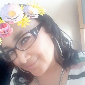 Meet your Posher, Yolanda